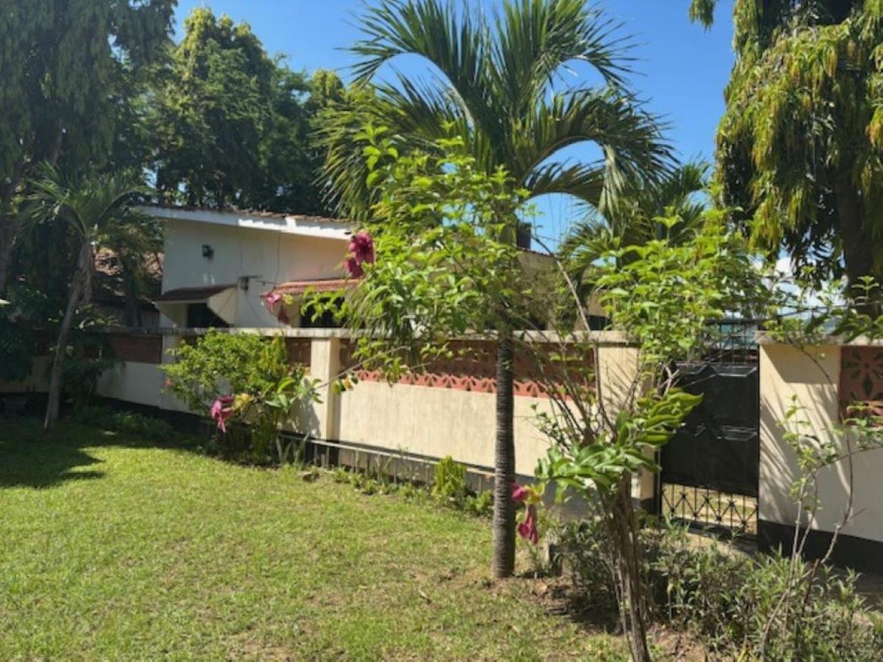 Mei Place Apartments Mombasa Exterior photo